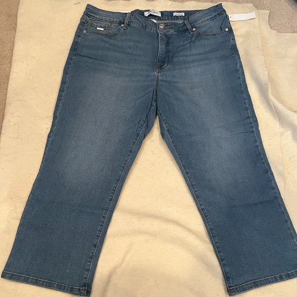 Nine West Women's Stretch Denim Relaxed Leg Chrystie Capri Pants - New - Size 16 - Picture 1 of 4